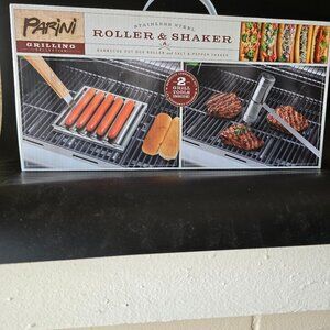 NIB Parini Roller and Shaker Grill Set, Grill Accessories